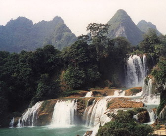 Detian Waterfall